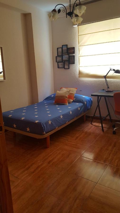 Victoria Street Apartment Малага Екстериор снимка